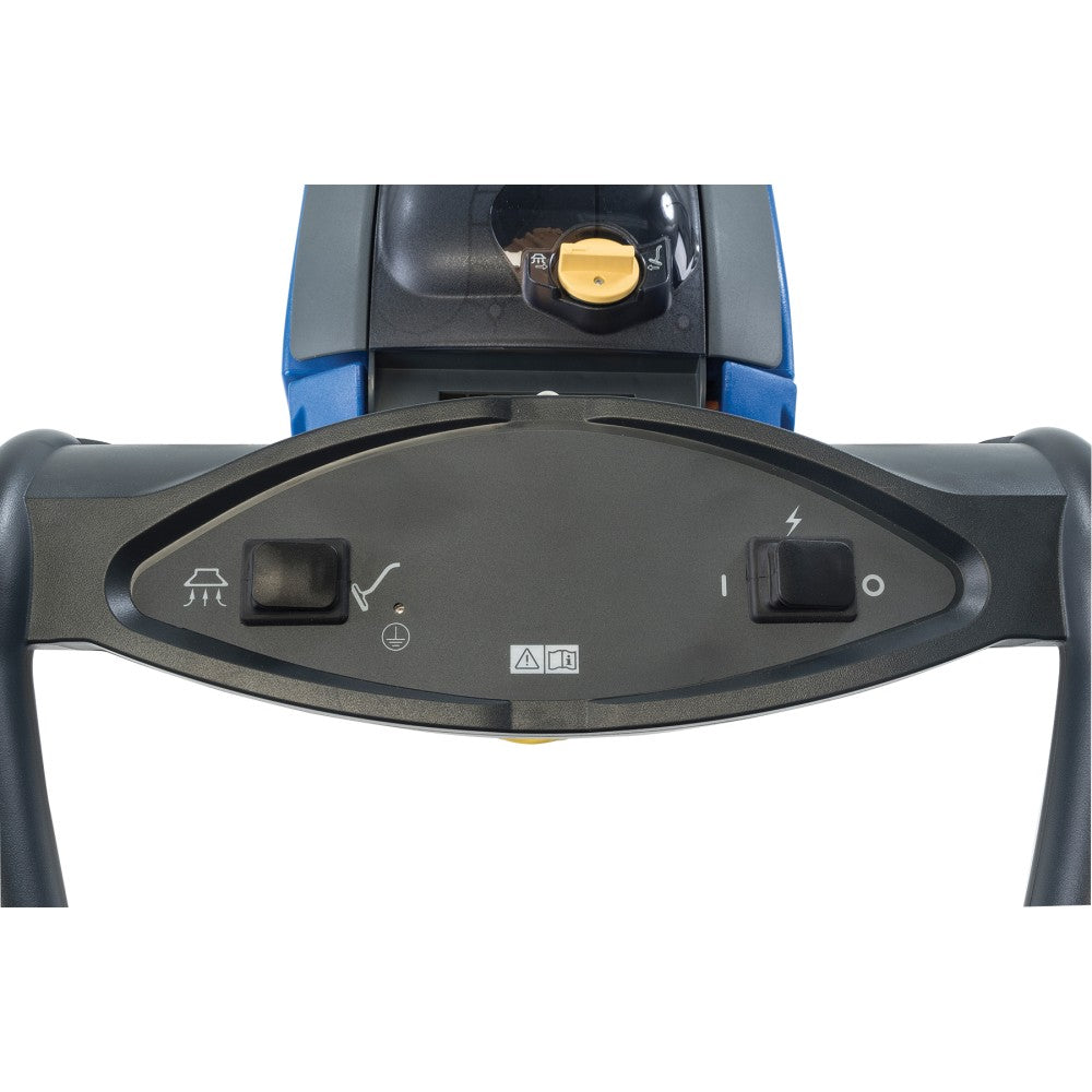 Clarke EX40 Self-Contained Carpet Extractor, 12 Gallon