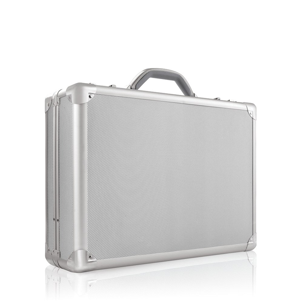 Solo New York Fifth Avenue 17.3in Attache, Titanium