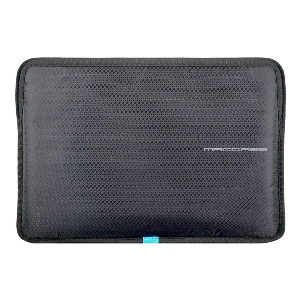 MacCase - Notebook sleeve - 13in - black - for Apple MacBook Air (13.3 in); MacBook Pro (13.3 in)
